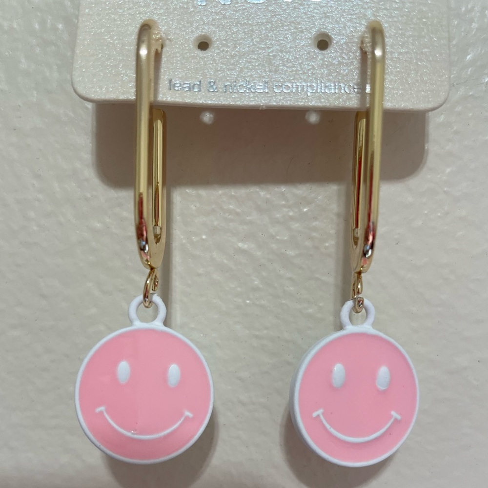 💕NEW ARRIVAL! Ann Elise Smiles For You Earrings
